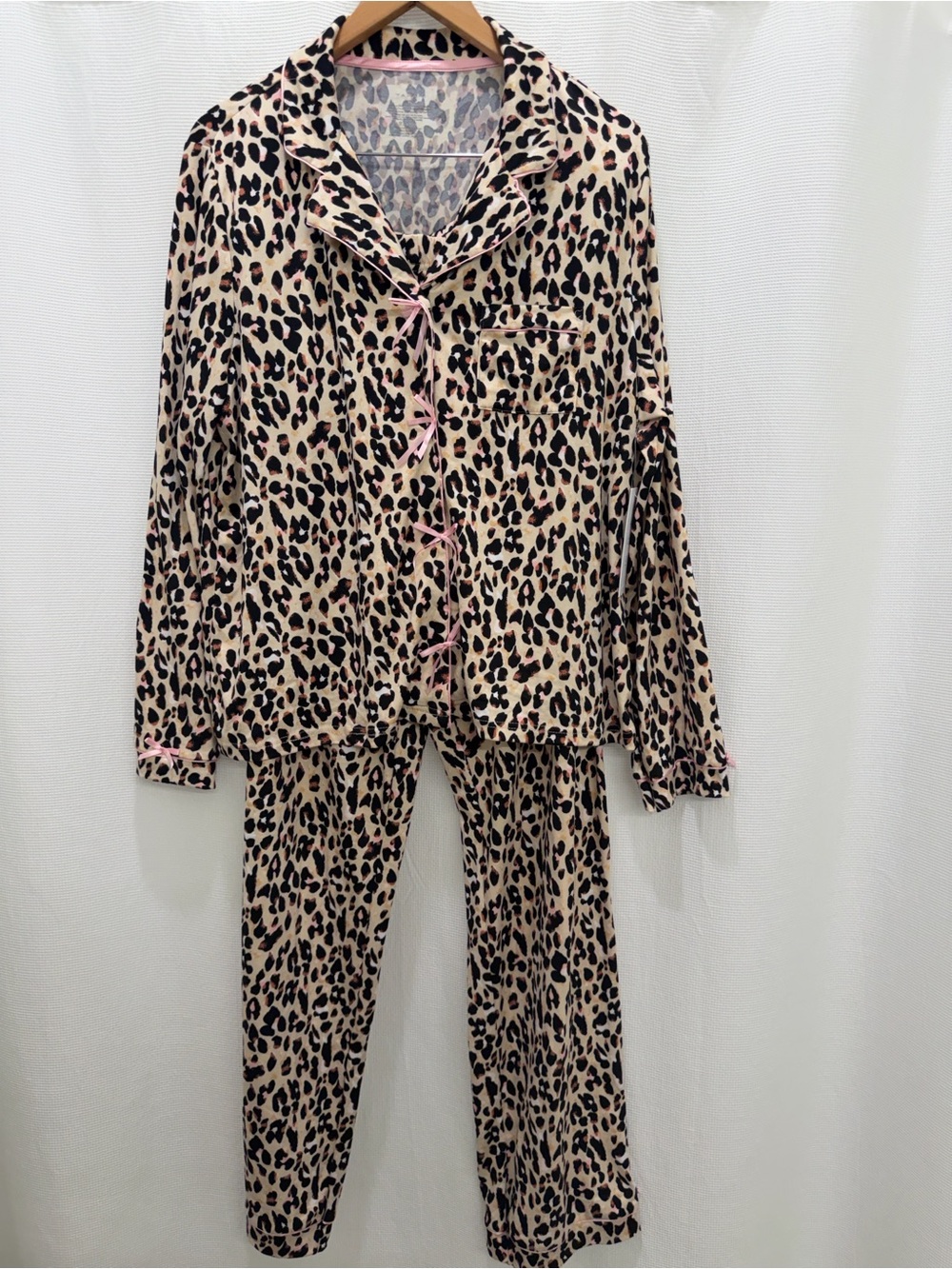 Tahari Women’s Leopard-Print Pajama Set with Pink Trim